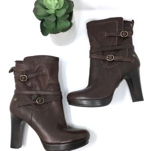 NO LONGER AVAILABLE - UGG Olivia Boots